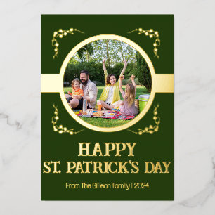 Tarjeta Festiva Con Relieve Metalizado Feliz Día de los Martiritas Familia Shamrock Una f