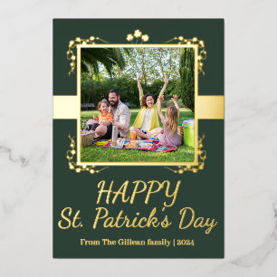 Tarjeta Festiva Con Relieve Metalizado Feliz día de San Patricio Shamrocks familia Una fo