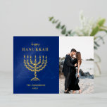 Tarjeta Festiva Con Relieve Metalizado Feliz Hanukkah Star of David Menorah<br><div class="desc">Feliz Hanukkah Star of David Menorahdesign foto tarjeta de vacaciones con verdadero Relieve metalizado</div>