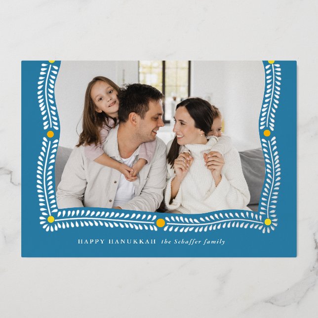 Tarjeta Festiva Con Relieve Metalizado Feliz marco de Hanukkah foto de la luz (Anverso)