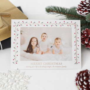 Tarjeta Festiva Con Relieve Metalizado Feliz Navidad Oro Rectangular de hojas verdes roja