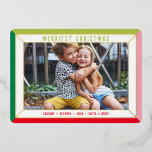 Tarjeta Festiva Con Relieve Metalizado FERRY NAVIDAD de la familia de fotos bloque de col<br><div class="desc">por kat massard >> WWW.SIMPLYSWEETPAPERIE.COM <<< Un diseño de tarjeta simple con un borde simple en un Relieve metalizado brillante. Área máxima para mostrar tu hermosa familia también con foto horizontal de marco completo</div>
