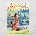 Tarjeta Festiva Con Relieve Metalizado Fiestas hippie Cute Retro 70's Family Photo Gold<br><div class="desc">Vacaciones Hippie. Personalizar tu linda tarjeta de vacaciones hippie con este funky texto de los 70 en divertidos colores arcoiris. Una tarjeta de Navidades hippy de Relieve metalizado dorado con tu foto de la familia de la época.</div>