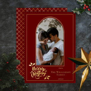 Tarjeta Festiva Con Relieve Metalizado Foto arcaica Feliz Navidad y Holly en rojo oscuro