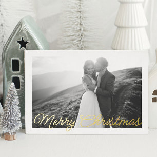 Tarjeta Festiva Con Relieve Metalizado Foto de boda de Navidad con guión dorado minimalis