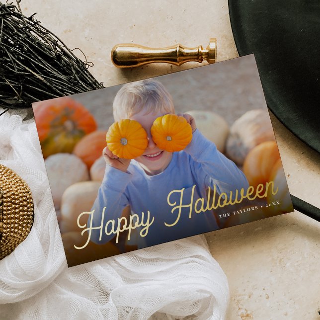 Tarjeta Festiva Con Relieve Metalizado Foto de Halloween con guión retro (Subido por el creador)