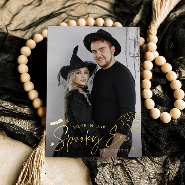 Tarjeta Festiva Con Relieve Metalizado Foto de la época de cuchara fantasmal en Halloween (Subido por el creador)