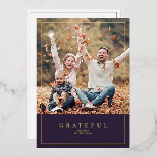 Tarjeta Festiva Con Relieve Metalizado Foto de la familia enmarcada de Plum Thanksgiving