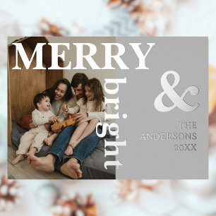 Tarjeta Festiva Con Relieve Metalizado Foto de la familia Merry y Bright   Gris ligero de