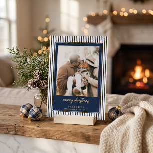 Tarjeta Festiva Con Relieve Metalizado Foto de Navidad azul marino rayada