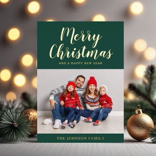 Tarjeta Festiva Con Relieve Metalizado Foto de Navidad con guión dorado y verde esmeralda