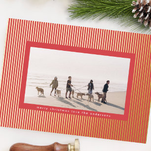 Tarjeta Festiva Con Relieve Metalizado Foto de Navidad con raya delgada de oro y rojo min