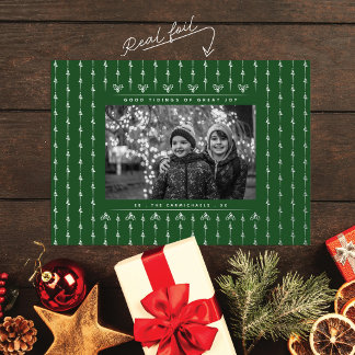 Tarjeta Festiva Con Relieve Metalizado Foto de Navidad cristiana | Árbol y acebo