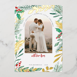 Tarjeta Festiva Con Relieve Metalizado Foto de Navidad de recién casados con follaje en a