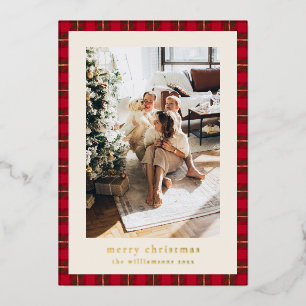 Tarjeta Festiva Con Relieve Metalizado Foto familiar de Navidad en cuadros rojos y verdes