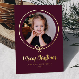 Tarjeta Festiva Con Relieve Metalizado Foto minimalista de vino y lazo de cinta