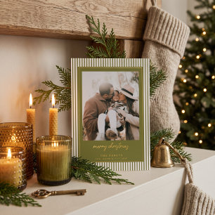 Tarjeta Festiva Con Relieve Metalizado Foto verde oliva rayada Feliz Navidad