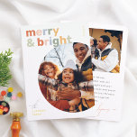 Tarjeta Festiva Con Relieve Metalizado Fotos de Navidades coloridos modernos y brillantes<br><div class="desc">¡Dale a tus Navidades cartas un brillo con oro real, plata o Relieve metalizado de oro subió! Trae un toque de color y alegría a sus saludos de vacaciones con esta vibrante tarjeta de Relieve metalizado fotográfico "Merry & Bright" Navidades. La parte delantera cuenta con unas letras atrevidas en sans-serif...</div>