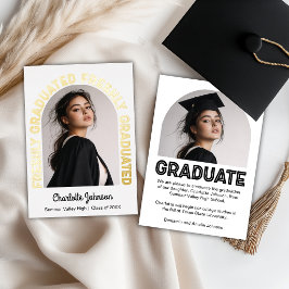 Tarjeta Festiva Con Relieve Metalizado Freshly Graduated Inline Graduation Announcement