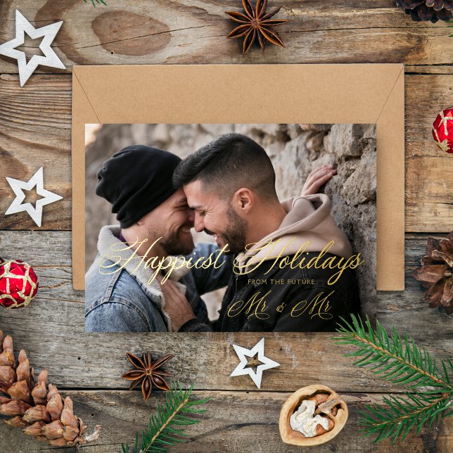 Tarjeta Festiva Con Relieve Metalizado Golden Modern Mr. & Mr. Happiest Holidays Navidade (Subido por el creador)