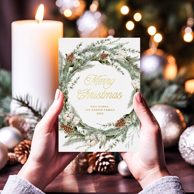 Tarjeta Festiva Con Relieve Metalizado Guirnalda elegante y vegetación | Feliz Navidad Go (An elegant, gold foil holiday card with a Christmas wreath and modern calligraphy)