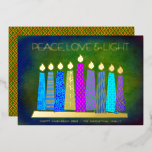 Tarjeta Festiva Con Relieve Metalizado Hanukkah Velas de Paz Luz de Amor Verde Oro Real<br><div class="desc">"Paz, amor y luz". Un ilustracion juguetón, moderno y artístico de velas de patrón boho en una menorah te ayuda a iniciar las vacaciones de Hanukkah. Las velas azules variadas con coloridos patrones de Relieve metalizado oro real, las llamas de Relieve metalizado de oro real y la menorah, superponen un...</div>