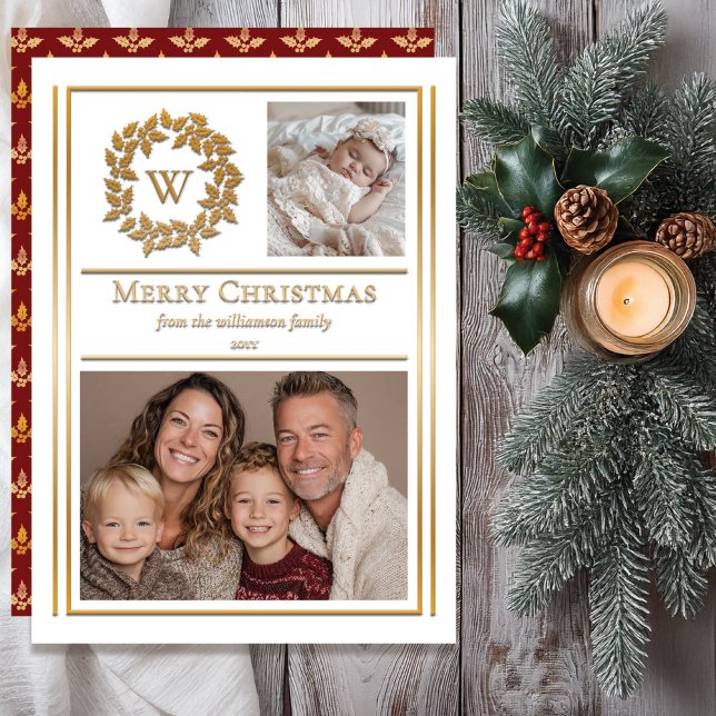 Tarjeta Festiva Con Relieve Metalizado Holly and Berries Monogram Photo Christmas Holiday (Holly and Berries Monogram Photo Christmas Holiday Gold Foil Card with Faux Gold | Dark Red Back)