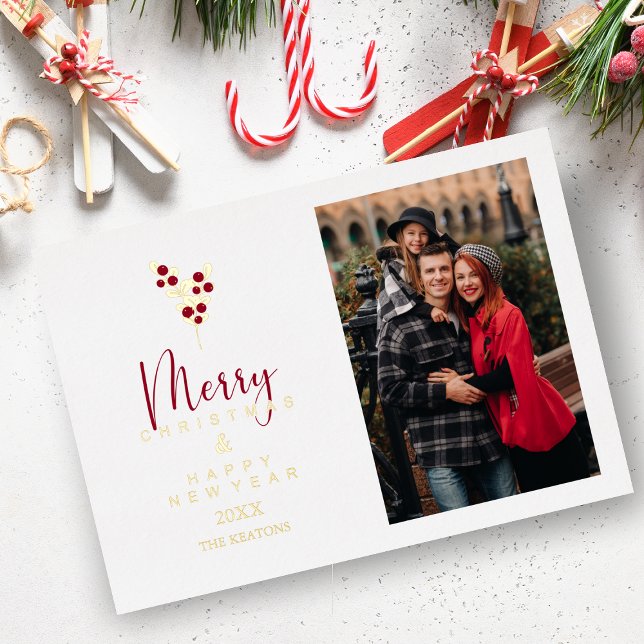 Tarjeta Festiva Con Relieve Metalizado Holly Brands Whimsical Merry Christmas Classic (Subido por el creador)