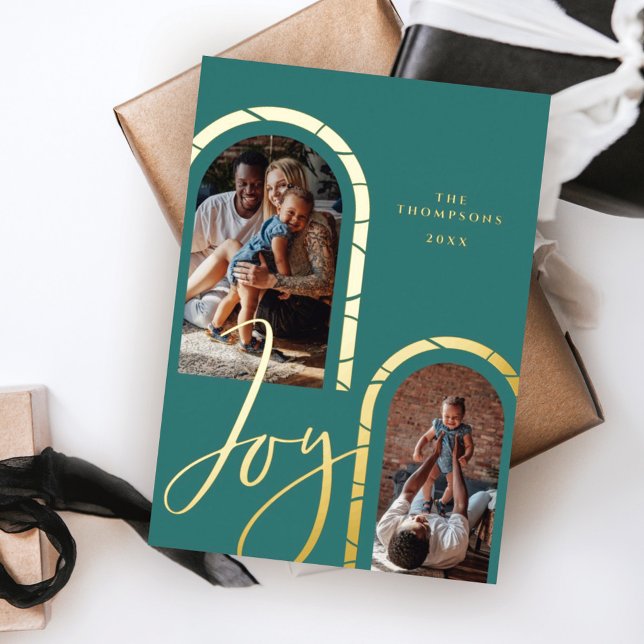 Tarjeta Festiva Con Relieve Metalizado Joy Script Elegant Photo Family Arches Modernos (Subido por el creador)