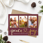 Tarjeta Festiva Con Relieve Metalizado La paz y la alegría del guión moderno del corazón<br><div class="desc">La simple y moda tarjeta fotográfica navideña "Paz y Alegría" presenta un collage de 3 fotos retratadas en un diseño horizontal de tarjetas con estrellas blancas brillantes y texto de escritura de caligrafía con letras a mano lindo y moderno con acento cardíaco en Relieve metalizado oro real. Personalice el saludo,...</div>