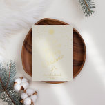 Tarjeta Festiva Con Relieve Metalizado Letra marfil muy dulce de árbol de Navidad<br><div class="desc">El diseño de esta tarjeta navideña de Relieve metalizado con de la familia de los árboles navideños muy merry presenta un sofisticado fondo crema con una mezcla de letras simples de Relieve metalizado dorado y caligrafía clásica, junto con un estilo boho minimalista que logra un equilibrio perfecto entre sutileza moderna...</div>