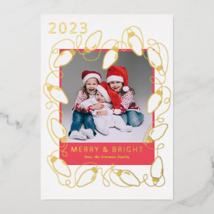 Tarjeta Festiva Con Relieve Metalizado Luces de Cadena Doradas Alegre y Brillante Foto