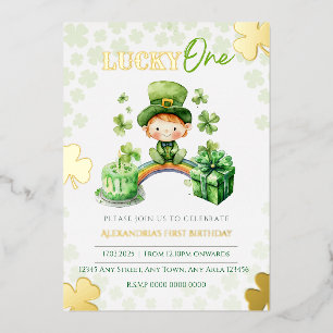 Tarjeta Festiva Con Relieve Metalizado Lucky One First Birday St Patricks