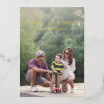 Tarjeta Festiva Con Relieve Metalizado Magnífica máquina fotográfica completa texto dorad<br><div class="desc">Escritura Minimalista de escritura de escritura de texto Relieve metalizado dorado de foto completa tarjeta de vacaciones</div>