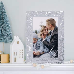 Tarjeta Festiva Con Relieve Metalizado Marco decorativo de flores y follaje con guión de 