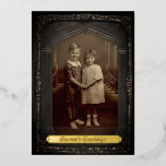 Tarjeta Festiva Con Relieve Metalizado Marco fotográfico de la familia Vintage | Sepia Fi<br><div class="desc">Personaliza tu propia tarjeta de 5 x 7 amable de estilo vintage. Personalizar este marco genial con tu foto favorita para crear una tarjeta de saludo única que tus seres queridos pueden mostrar y guardar. Esto funciona muy bien con fotos antiguas y agrega un filtro vintage a una foto más...</div>