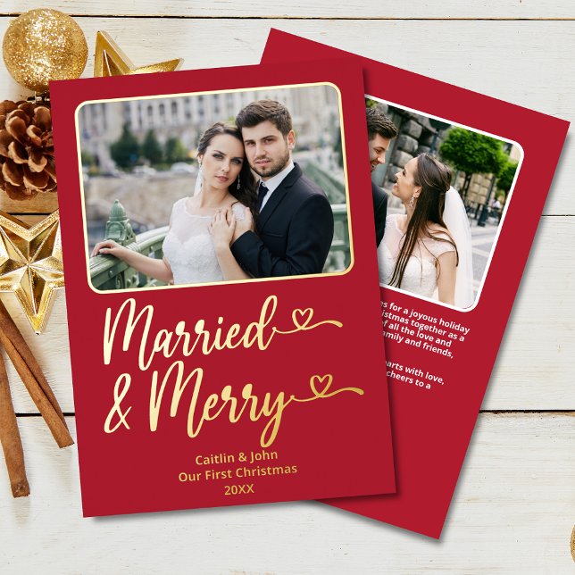 Tarjeta Festiva Con Relieve Metalizado Matrimonio recién casado Navidades 1ª Foto Red (Married & Merry Gold Foil 2-Photo Christmas card with personalized message and photo on back.)