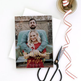 Tarjeta Festiva Con Relieve Metalizado Merrier Together Merry Christmas Foto Oro