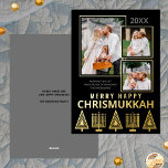 Tarjeta Festiva Con Relieve Metalizado Merry Happy Chrismukkah Moda 3 Photo Gold<br><div class="desc">Las tarjetas de felicitación fotográficas personalizadas impresas con Relieve metalizado de oro real añaden un toque de lujo a sus envíos de vacaciones. Fácil de personalizar, sólo hay que añadir las tres fotos en las que parecerán superpuestas con finos bordes dorados sobre el fondo negro sólido. Edita el año en...</div>