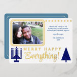 Tarjeta Festiva Con Relieve Metalizado Merry Happy Everything Photo Navy Luxury Gold<br><div class="desc">Añada un toque de lujo a sus saludos de vacaciones con estas auténticas tarjetas planas de Relieve metalizado dorado con tu foto y un árbol navideño azul marino y un Hanukkah Menorah a juego. Añade tu foto a la parte superior izquierda del diseño donde aparecerá con esquinas redondeadas y un...</div>
