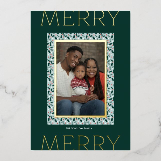 Tarjeta Festiva Con Relieve Metalizado Merry Holly Days Holiday Photo Card (Pine Gold) (Anverso)