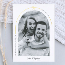 Tarjeta Festiva Con Relieve Metalizado Minimalist Gold Arch with Bow Photo Save the Date