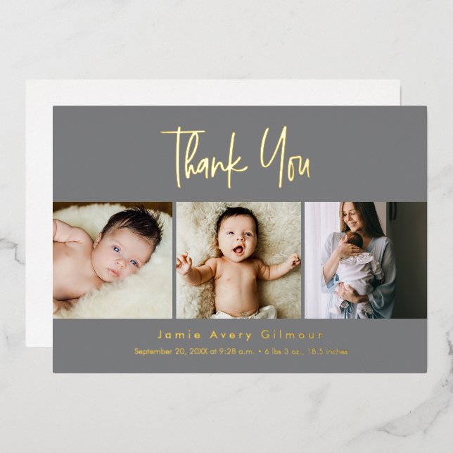 Tarjeta Festiva Con Relieve Metalizado Mod Gray 3 baby Photos Luxe Gold Script (Anverso/Reverso)