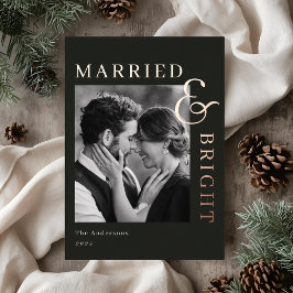 Tarjeta Festiva Con Relieve Metalizado Modern Classic Gold Foil Married and Bright