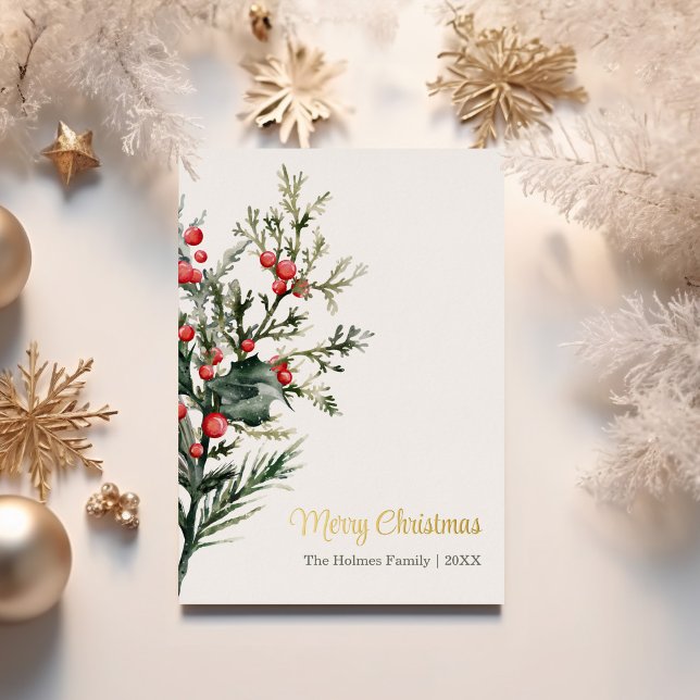 Tarjeta Festiva Con Relieve Metalizado Moderna acuarela Mistletoe Navidades Gold (Modern Watercolor Mistletoe Christmas Gold Foil Holiday Card on a table with Chirstmas decoration.)