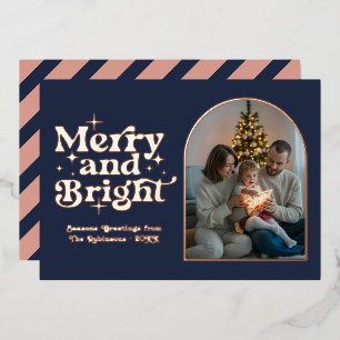 Tarjeta Festiva Con Relieve Metalizado Navidad Moderna Retro de Color Navy Oscuro y Dorad