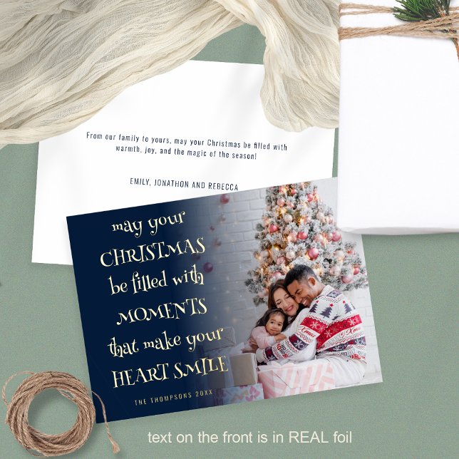 Tarjeta Festiva Con Relieve Metalizado Navidades acogedores citan a la marina superficial (Front and back view. Luxury real foil printing for the text on the front)