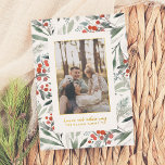 Tarjeta Festiva Con Relieve Metalizado Navidades brillantes de canto por el cielo y la na<br><div class="desc">¡Añade algo de brillo a tus tarjetas de Navidades con Relieve metalizado oro, plata o oro rosa de verdad! Este clásico y atemporal estilo metálico seguro que añade otro nivel a tus cartas. Un diseño elegante y minimalista, con un fondo de bayas pintadas a mano, bayas acuáticas, pino y exuberante...</div>