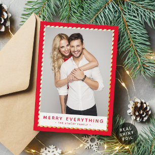 Tarjeta Festiva Con Relieve Metalizado navidades de 2024 FOTO Relieve metalizado rojo con