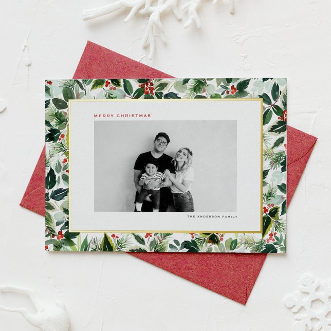 Tarjeta Festiva Con Relieve Metalizado Navidades de hojas variadas acuarela Winterberry (Customizable gold foil photo Christmas card featuring watercolor holly and greenery pattern. )